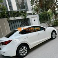 Mazda3 Facelift Full Option cuối 2017 rất mới.