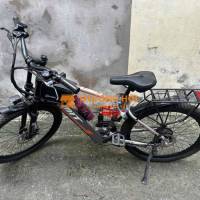xe đạp trợ lực đi chưa đến 10 lần vẫn mới