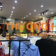 Shop trang phục biểu diễn tại phố Thái Hà cần tuyển nhân viên bán hàng
