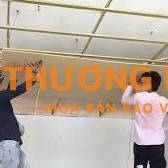 tim phụ hoặc thợ Trần thạch cao làm lau dai lam