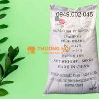 DCP (Dicalcium Phosphate) cung cấp Canxi giúp tôm mau cứng vỏ
