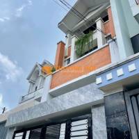 Nhà 3 tầng hẻm thông Dương Đình Hội ngang 4.5m, công nhận 75m giá chỉ nhỉnh 5 tỷ.