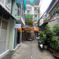 Bán nhà 72/19 Huỳnh văn bánh p 15 Phú nhuận Giá : 2,6 tỉ có thương lượng