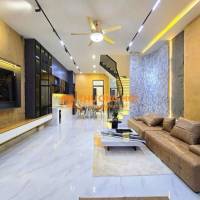 BÁN NHÀ 3 TẦNG MẶT TỀN 7M5 HOÀ MINH_7,6 TỶ_FULL NỘI THẤT CAO CẤP