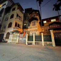 CHÍNH CHỦ CẦN BÁN TÒA NHÀ VĂN PHÒNG LÔ GÓC PHỐ MỸ ĐÌNH QUẬM NAM TỪ LIÊM 171 m2 x 9 TẦNG THANG MÁY