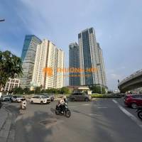 Mặt tiền Nguyễn Hữu Cảnh liền kề quận 1, 4,7x12m, CTXD 7 tầng, chỉ 17,5 tỷ