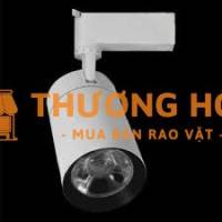 Đèn rọi ray Verona Lighting đen 12W/bóng (5 bóng)