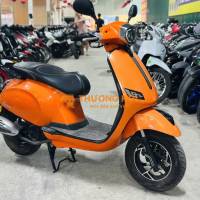 XE MÁYTHANH TÙNG_VESPA 50CC MÀU CAM XE RẤT ĐẸP