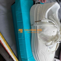 Giày thể thao trắng da tổng hợp cỡ 43