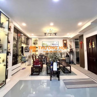 Bán nhà Q1 – Trần Hưng Đạo liên thông Trần Đình Xu, nơi tiện nghi và phong cách gặp nhau.