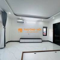 Nhà Ngọc Lâm xây mới 6 tầng – 47m – thang máy, ôtô đỗ trong nhà, 2 mặt thoáng, giá 11.7 tỷ