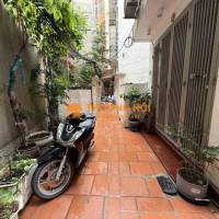 BÁN NHÀ NGỌC KHÁNH - GIẢNG VÕ - NHÀ ĐẸP DÂN XÂY - 42M2X5T - 9.85 TỶ