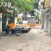 Chính chủ bán nhà lô góc 42m 5 tầng 8.x tỷ ngõ 595 Nguyễn Trãi Thanh Xuân