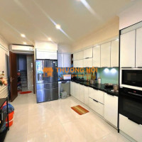 Nhà riêng sát phố Hoàng Văn Thái DT 83m2 x 3 tầng, giá rẻ cho nhà đầu tư xây CCMN