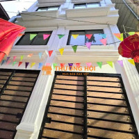 Bán tòa nhà 9 tầng mặt phố Cầu Giấy, 80m2, MT 4.9m, thang máy, giá 46.8 tỷ