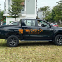 Toyota Hilux 2024 E 4x2 AT 3,4 vạn km!