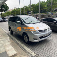 Toyota Innova 2009 G - 11000 km