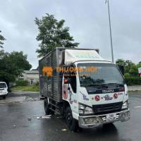 Xe Isuzu qkr 230 thùng kín