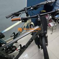 cần bán 2 chiếc xe đạp touring