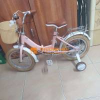 Xe gấp đôi trẻ em 16 in tuổi 4 đến 7 xe còn tốt