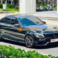Mercedes Benz C300 2019 - Màu Đen
