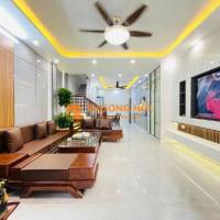 Mảnh đất vàng còn lại phố Đại Từ, căn góc, 2 mặt ngõ xe con, 47m, nhỉnh 9 tỷ