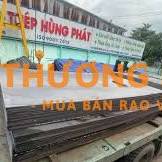 Công nhân đứng máy ren,đột dập