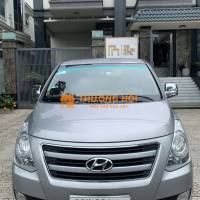 HYUNDAI STAREX 9 CHỖ MÁY DẦU SỐ SÀN SX CUỐI 2017