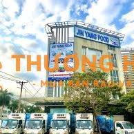 Tuyển phục vụ và phụ bếp bao ăn ở