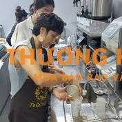 Nhân viên pha chế Trà sữa Tocotoco