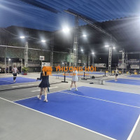 Sân Pickleball cần tuyển nhân viên trực quầy