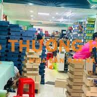 Tuyển ldpt Nữ dán hộp giấy