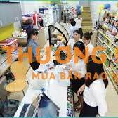 Nhân viên bán hàng cửa hàng tiện lợi