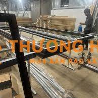 Tuyển Thợ Phụ Nhôm Kính