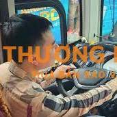 05 nhân viên nam lái xe du lịch