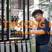 Nhân viên Nam Kĩ Thuật