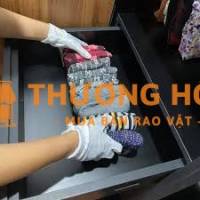 cần nhân viên nữ gấp xếp quần áo