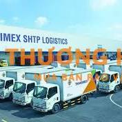 Tài xế lái xe cont và xe tải 2 tấn