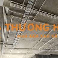 Can tuyển thợ phụ điện nước lương tuan