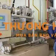 Nhân viên vận hành hệ thống lạnh