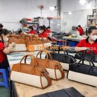 GIA CÔNG ĐỒ DA THEO MẪU RIÊNG – GIÚP BẠN XÂY DỰNG DÒNG SẢN PHẨM BÁN ỔN ĐỊNH