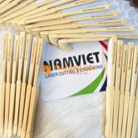 CUNG CẤP QUẠT CƯỚI – KHẮC TÊN CÔ DÂU CHÚ RỂ THEO YÊU CẦU