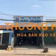 Thợ phụ nhôm kính lao động phổ thông