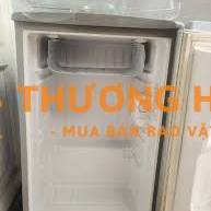 Dọn trọ về quê cần bán tủ lạnh mini 90l giá rẻ cho anh chị nào cần