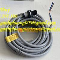 Cảm biến E2EQ-X3D1 2M - Chuyên hàng Omron giá tốt