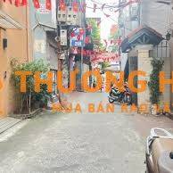 Cho thuê nhà Nguyên Căn Phố Đội cấn - Ba đình - Gần Linh lang