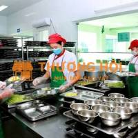 Bếp & tạp vụ (nấu ăn cho nhân viên Công Ty):