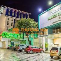 BÁN KHÁCH SẠN TP PLEIKU, GIA LAI, 5x35m đang cho thuê thu nhập 33tr/th
