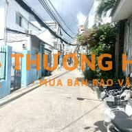 Nhà gần trung tâm quận 7 và phú Mỹ Hưng cần bán gấp về quê làm ăn.