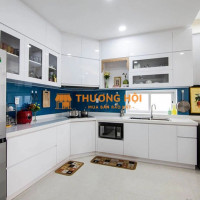 Tủ Bếp Melamine Đẹp, Bền, Giá Hợp Lý – Thi Công Tại Xưởng